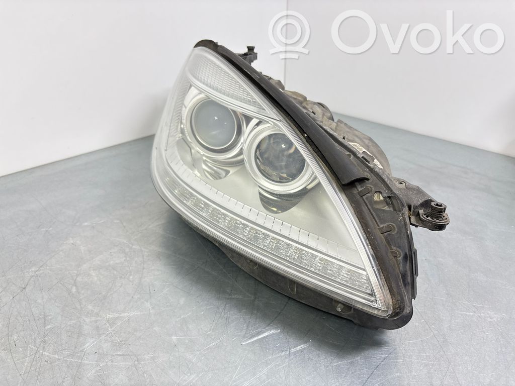 Mercedes-Benz S W221 Lampa przednia 