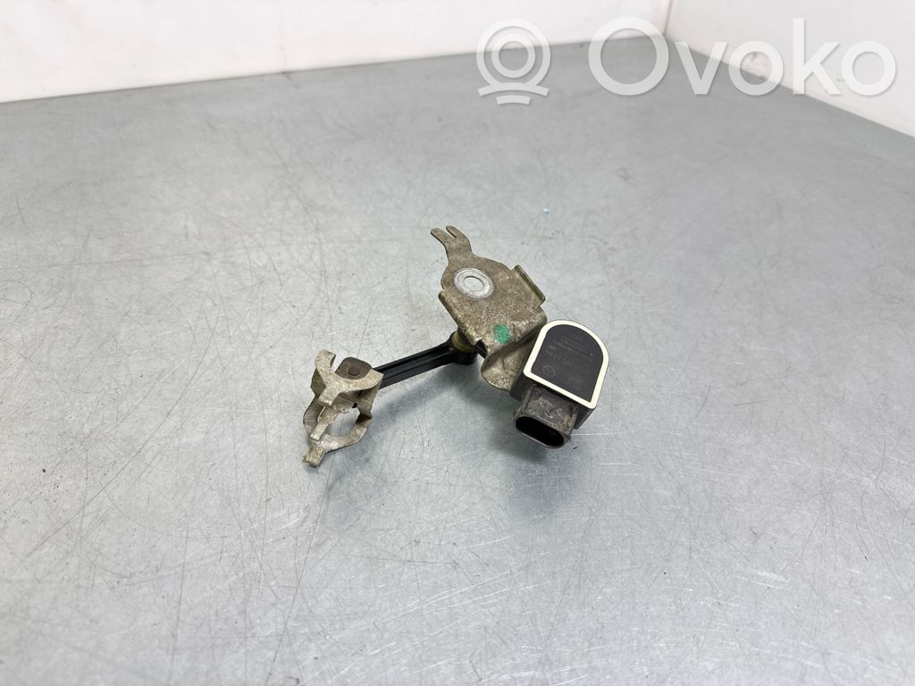 Mercedes-Benz GLC X253 C253 Air suspension front height level sensor 