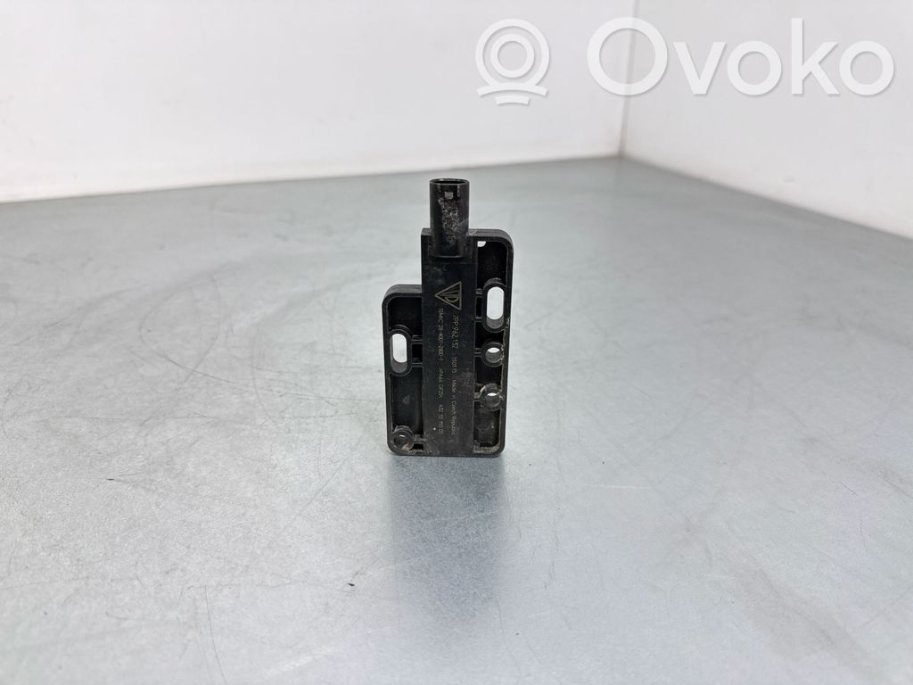 Porsche Macan (95B) Keyless (KESSY) go control unit/module 