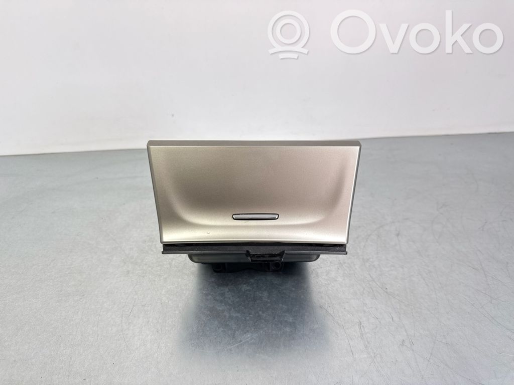 Jeep Grand Cherokee Handschuhfach 