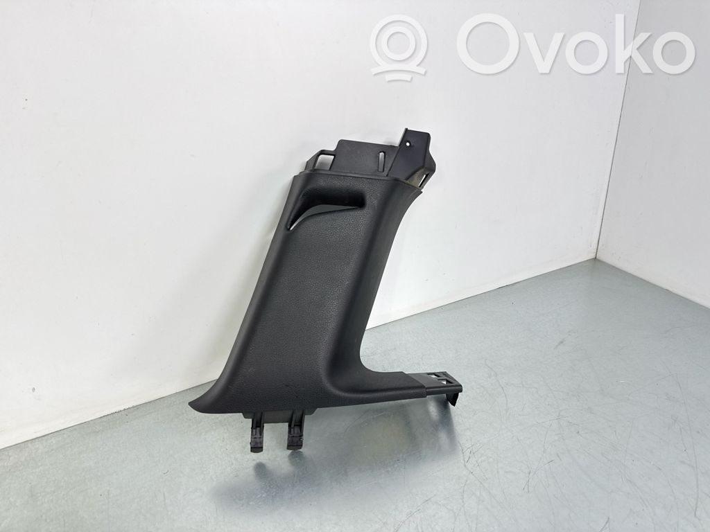 Osłona środkowa słupka / C   1GP03DX9AC,8888150