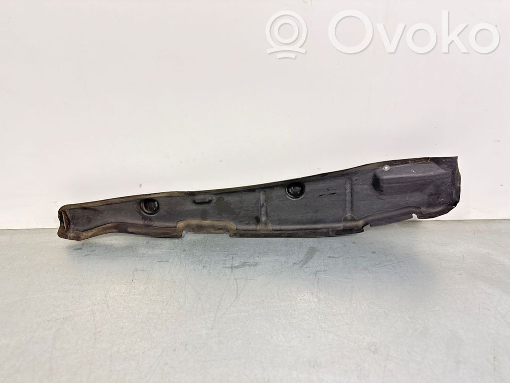 Panel wykończeniowy błotnika   8W0821112