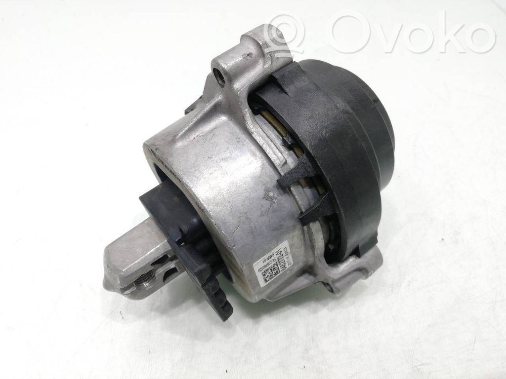 BMW X3 G01 Engine mount bracket 