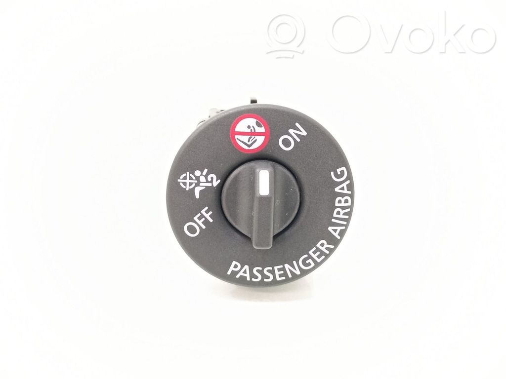 Interruptor de control multifunción   681999278R