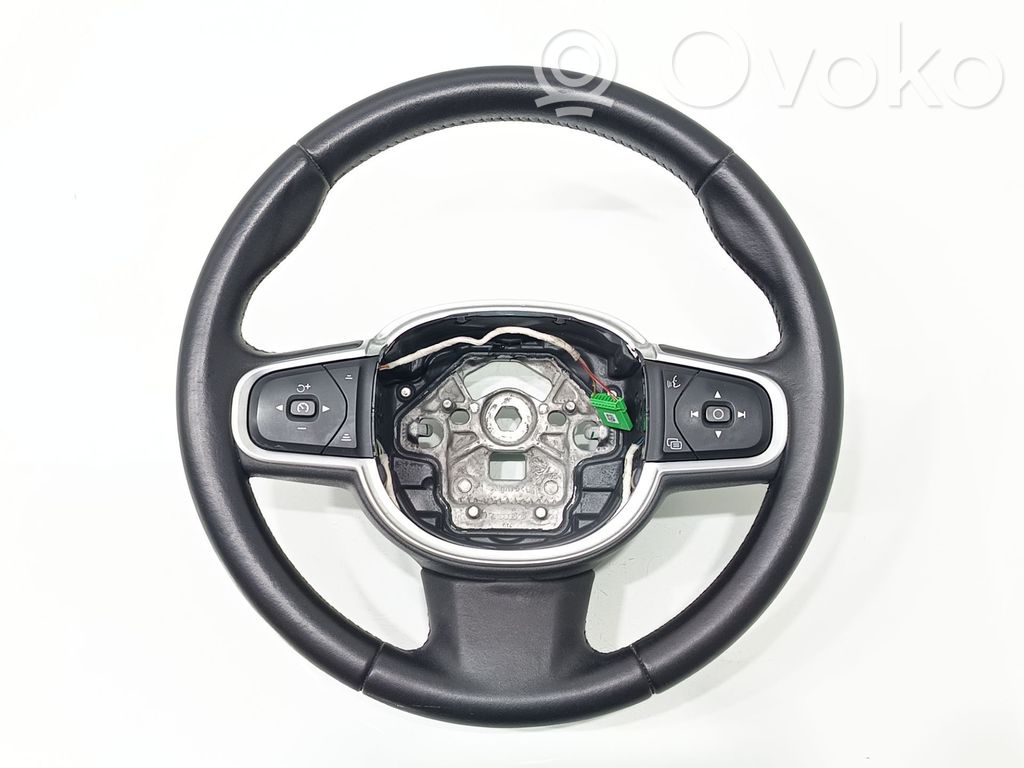 Ohjauspyörä   31407813
