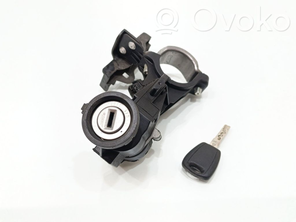 Fiat Fiorino Užvedimo spynelė 