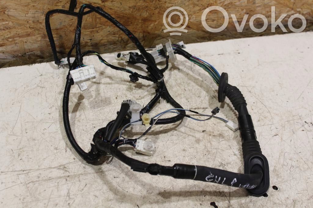 Subaru Impreza III Cableado de puerta delantera 