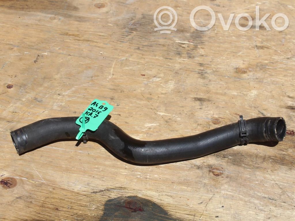 Audi A4 S4 B9 Conductă/furtun lichid de răcire motor 