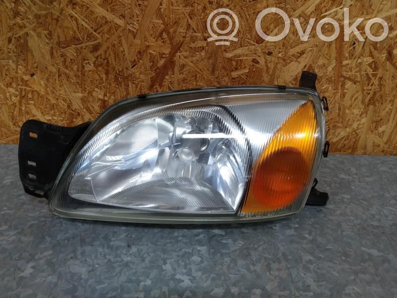 Ford Fiesta Scheinwerfer 