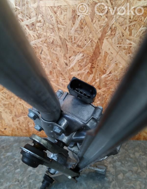 Front wiper linkage and motor