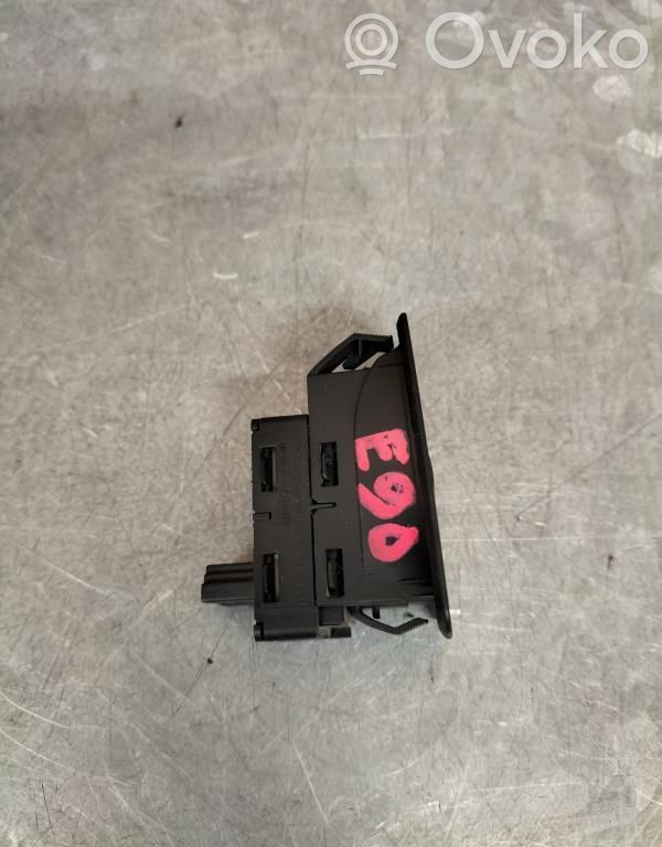 Electric window control switch
