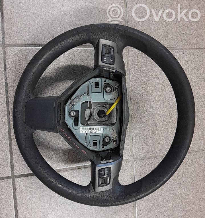 Opel Zafira B Steering wheel 