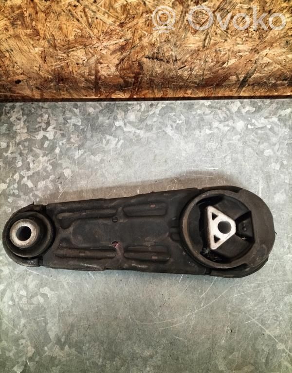 Engine mount bracket