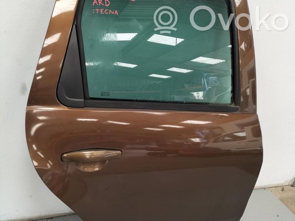 Dacia Duster Galinės durys 