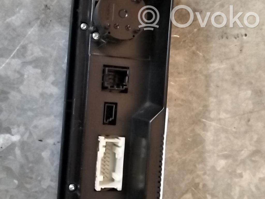 Climate control unit   64116956319