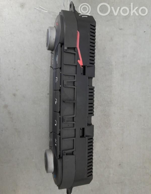 Climate control unit   1698890
