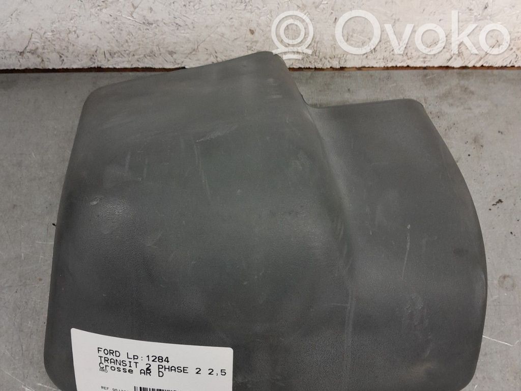 Rear bumper corner part panel trim