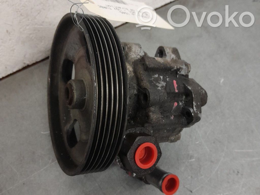 Citroen C8 Ohjaustehostimen pumppu 