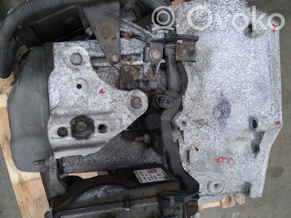 Peugeot 2008 I Automatic gearbox 