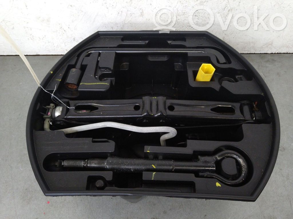 Peugeot 2008 I Työkalusarja 