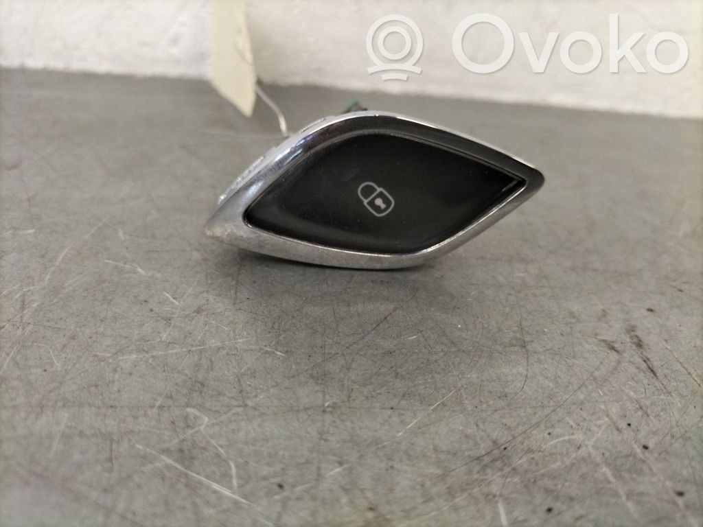 Citroen C3 Central locking switch button 