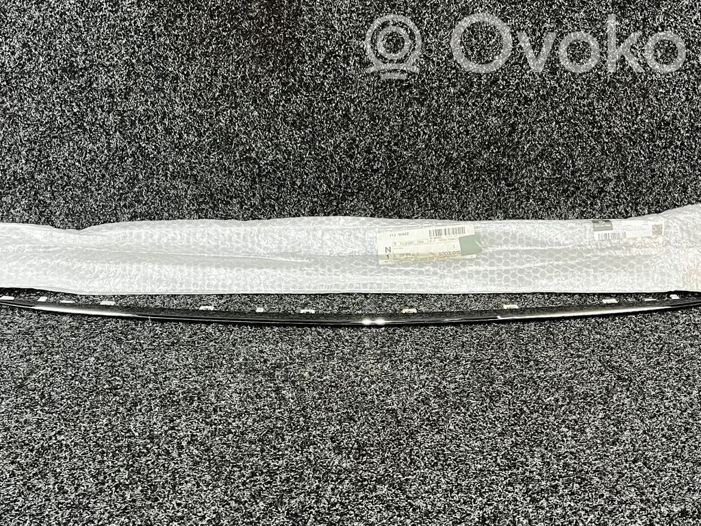 Mercedes-Benz C W205 Mascherina inferiore del paraurti anteriore 