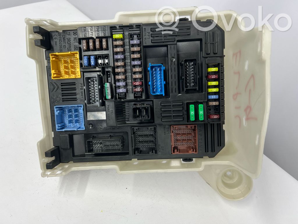 Citroen C4 III e-C4 Modul siguranțe 