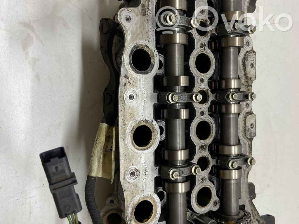 Peugeot 407 Engine head 