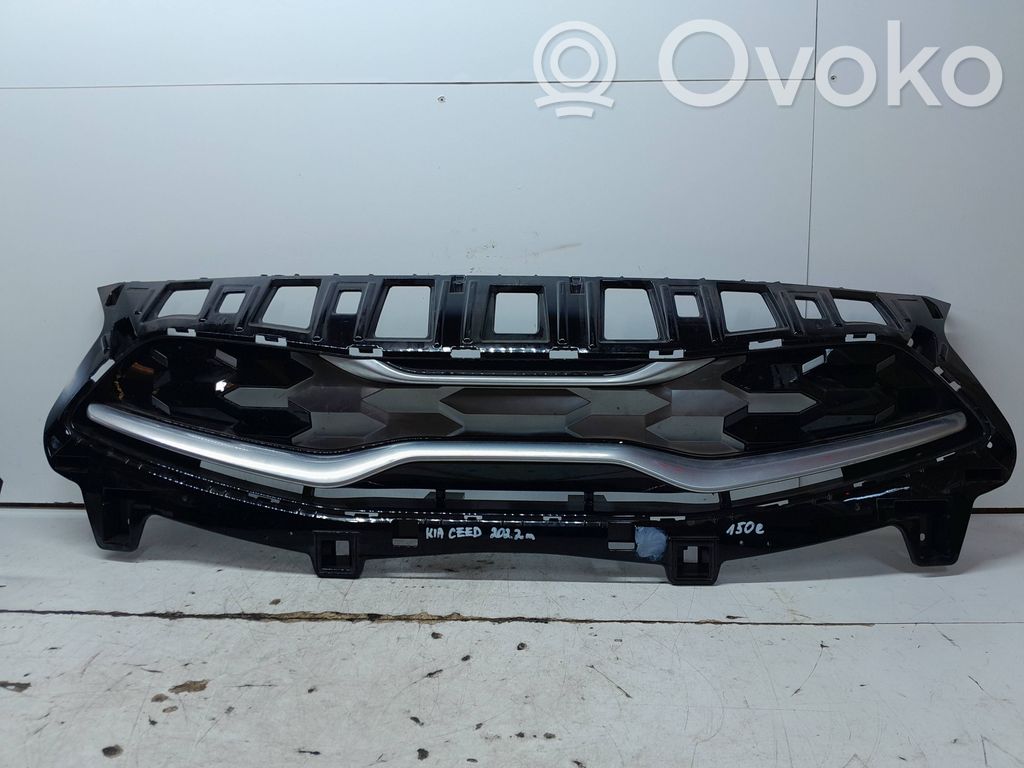 KIA Ceed Front bumper upper radiator grill 