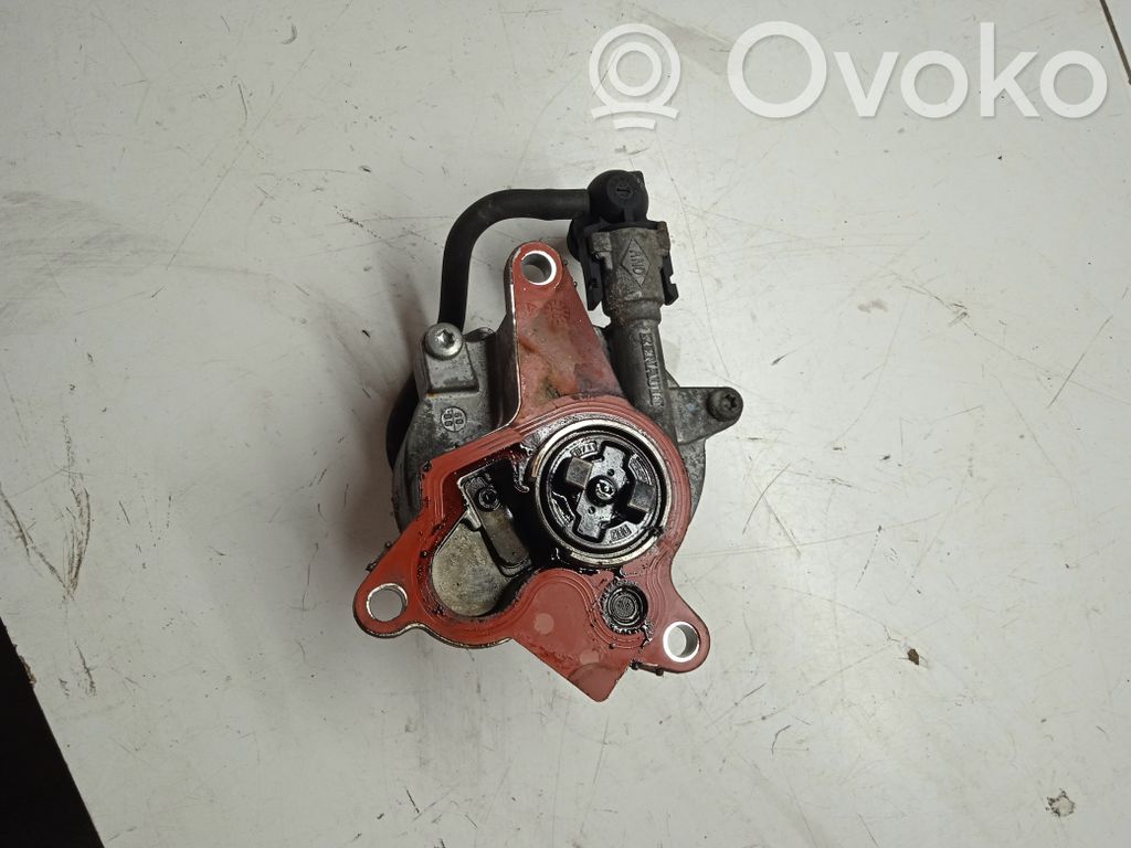 Opel Vivaro Vakuumo pompa 