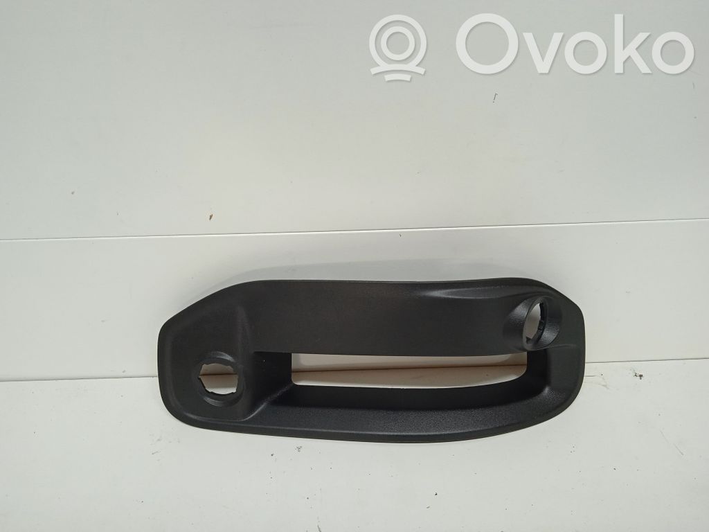 Dodge RAM 1500 DS Front fog light trim/grill 