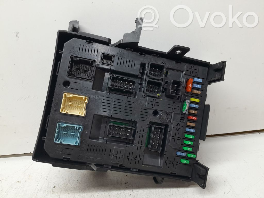 Peugeot 607 Module confort 