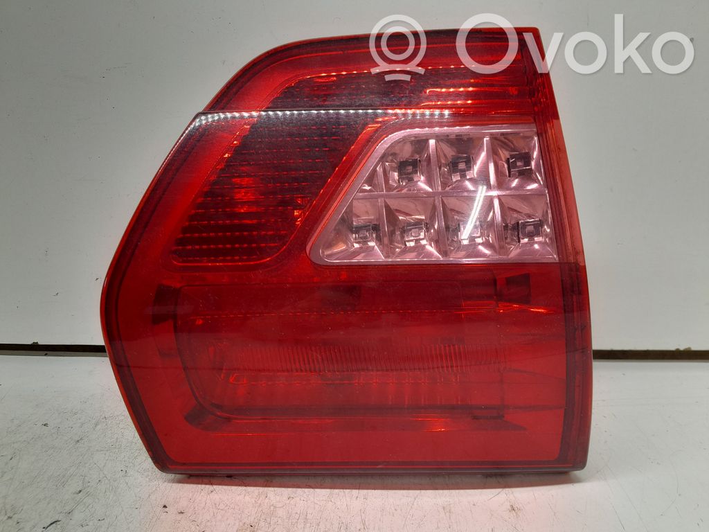Citroen C5 Galinis žibintas dangtyje 