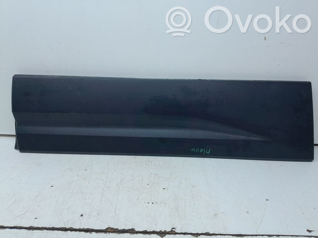 Listwa drzwi tylnych   575854950D,575854950,SK0084Y20