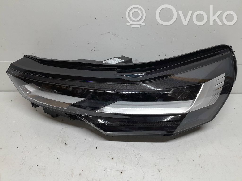 Renault Captur II Headlight/headlamp 