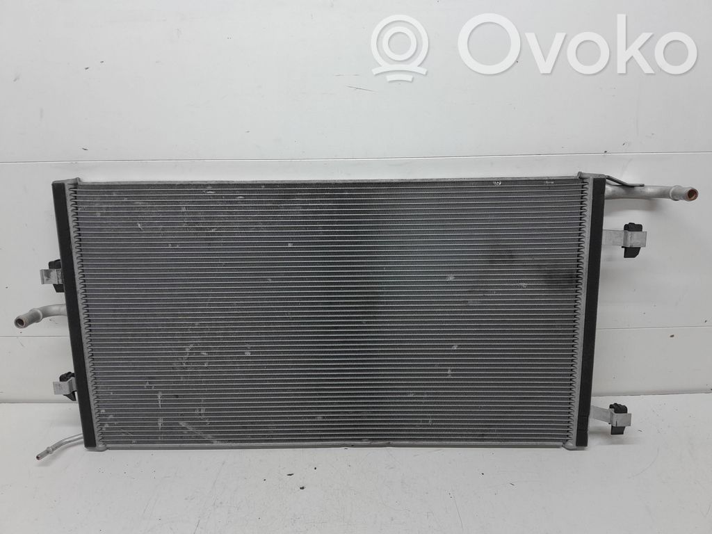 Ford Focus Optional radiator 