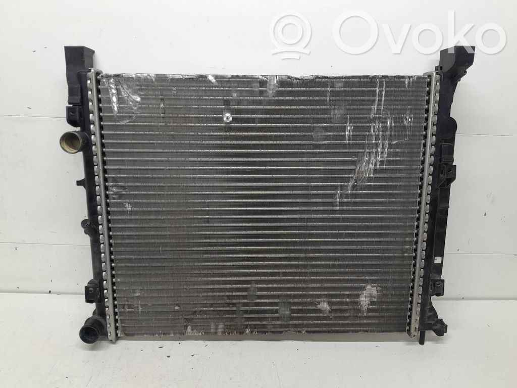 Renault Kangoo II Coolant radiator 