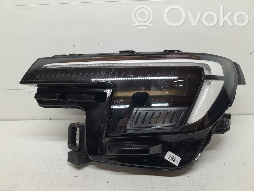Ford Explorer VI Headlight/headlamp 