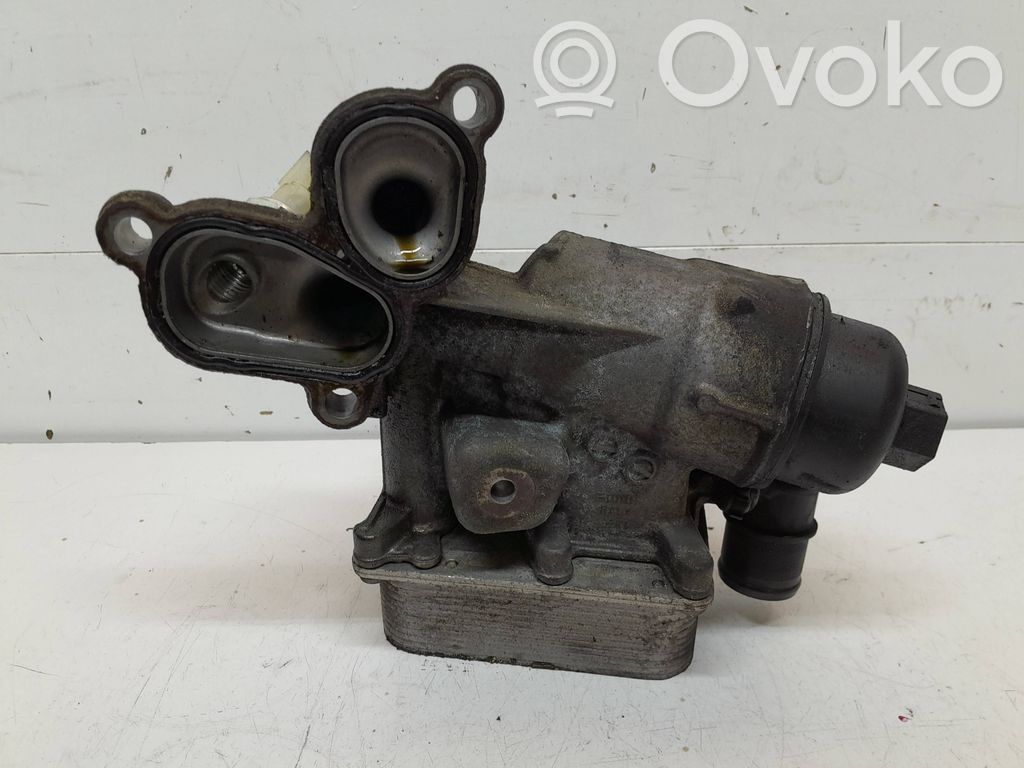 Nissan Qashqai Mocowanie / uchwyt filtra oleju 