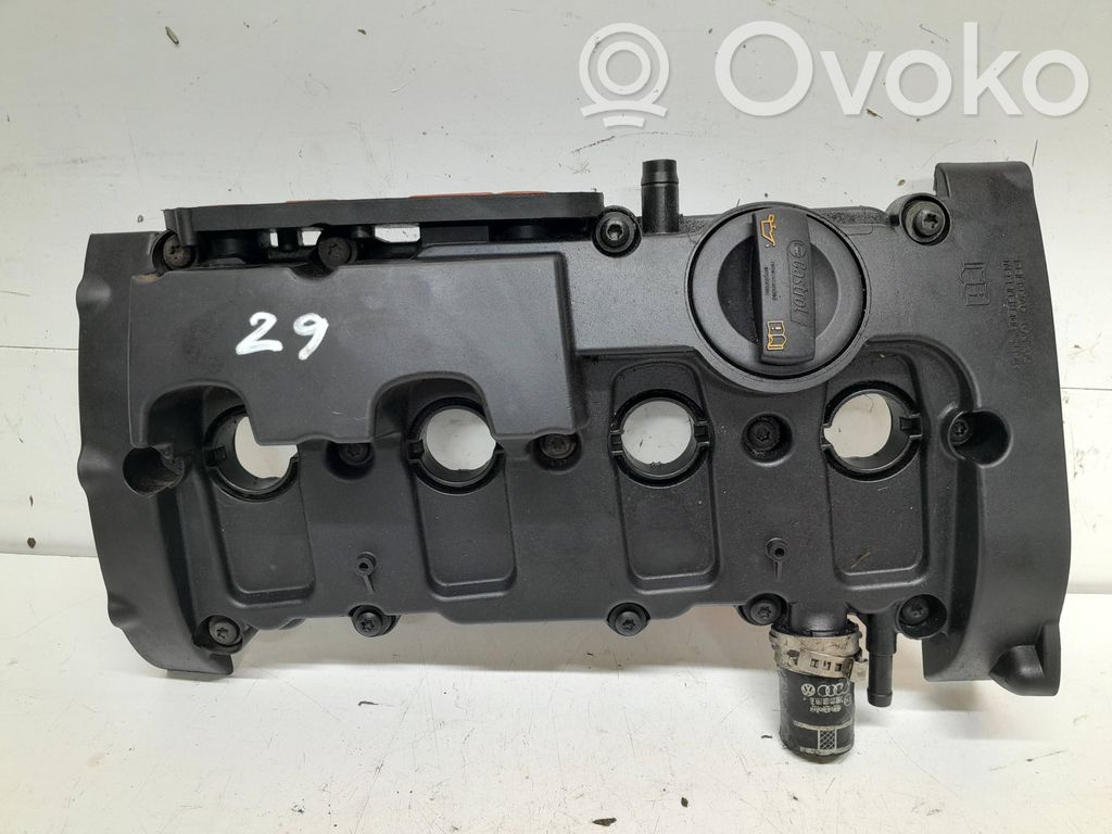 Audi A4 S4 B7 8E 8H Pokrywa zaworów 