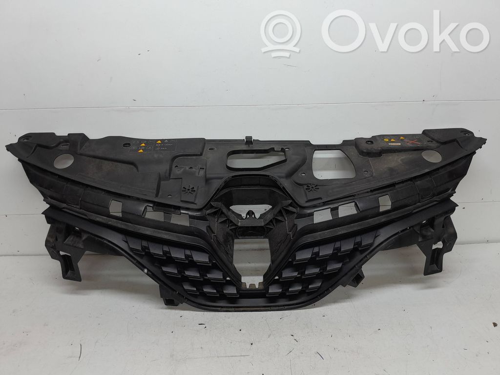 Renault Clio V Apdaila variklio dangčio spynos 