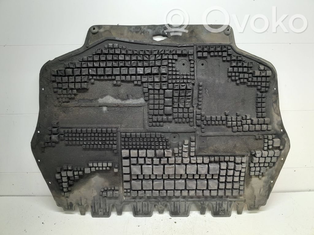 Volkswagen Golf V Engine splash shield/under tray 