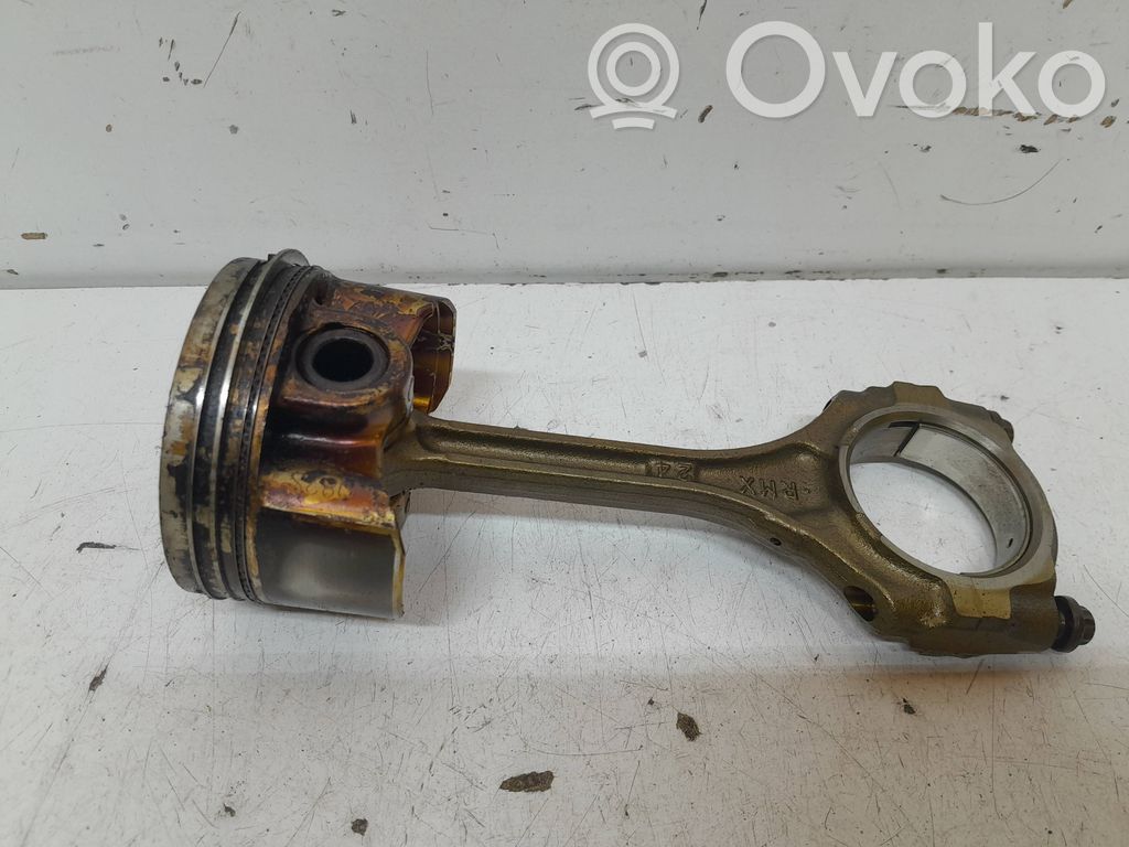 Honda Civic Tłok z korbowodem 