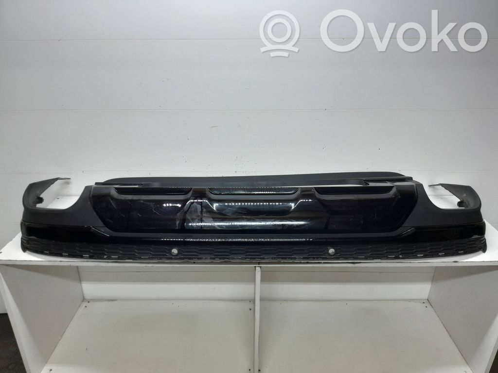 Audi Q7 4M Apatinė bamperio dalis 