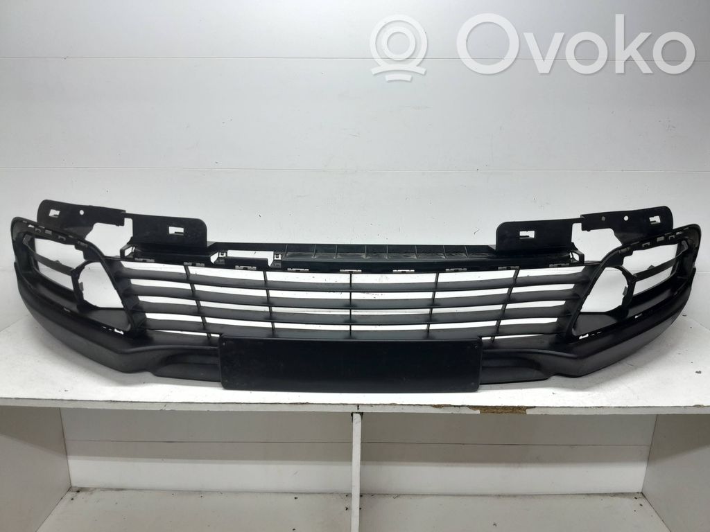 Renault Captur Borde del parachoques delantero 