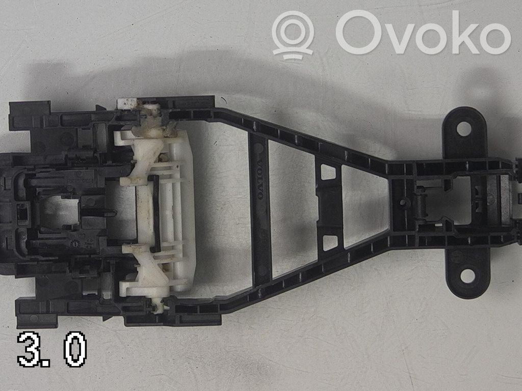 Front door interior handle   101674AB