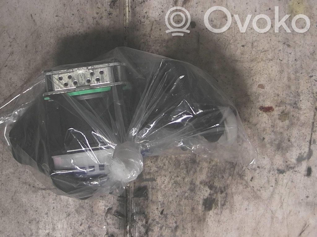 Mazda 6 Hebilla del cinturón delantero 