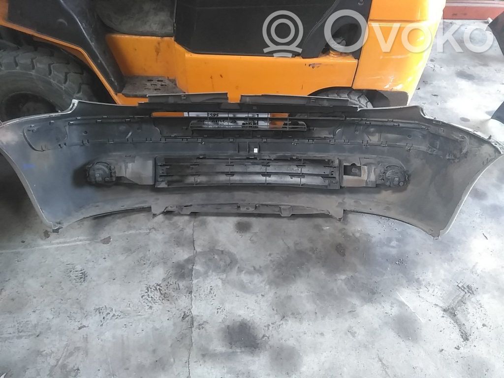 Citroen Xsara Picasso Zderzak przedni 