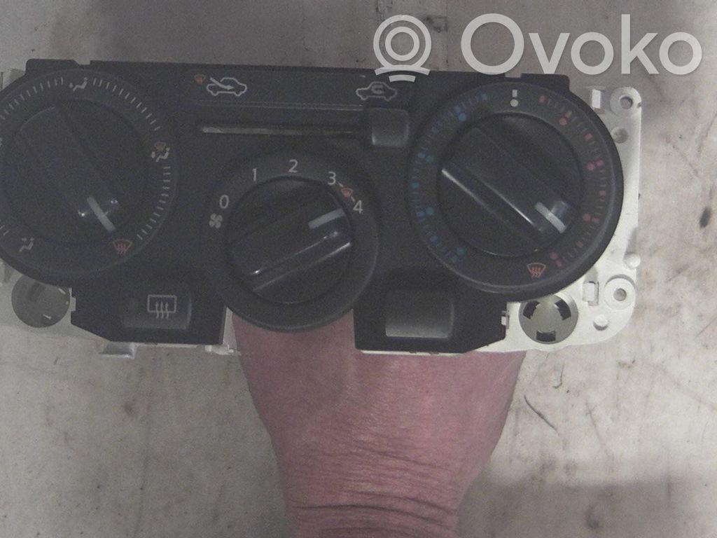 Nissan Note (E11) Climate control unit 
