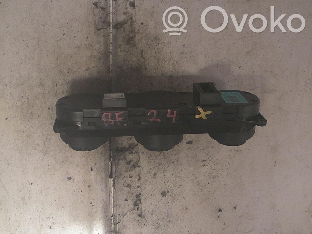 Climate control unit   972501H200E